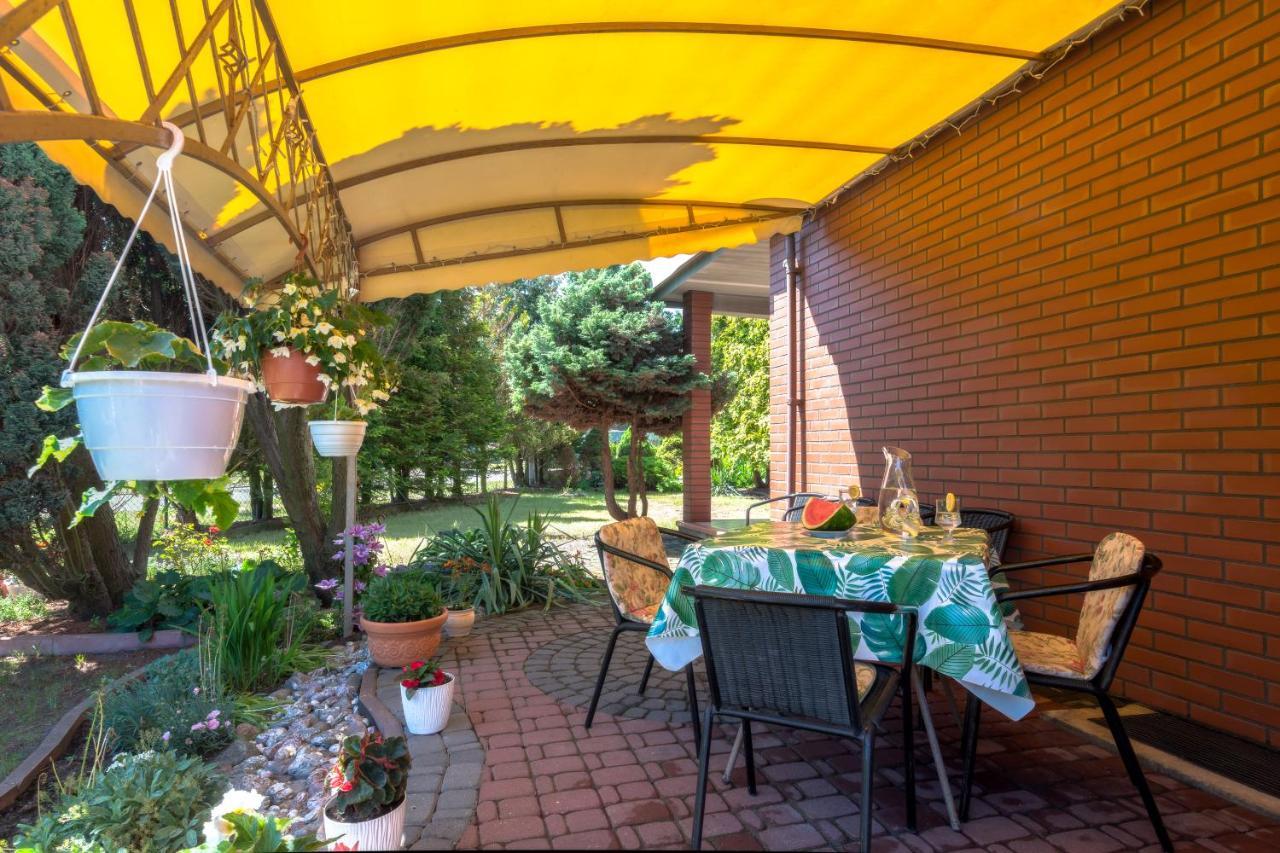 Ambrozja Dom Goscinny Kołobrzeg Exterior foto